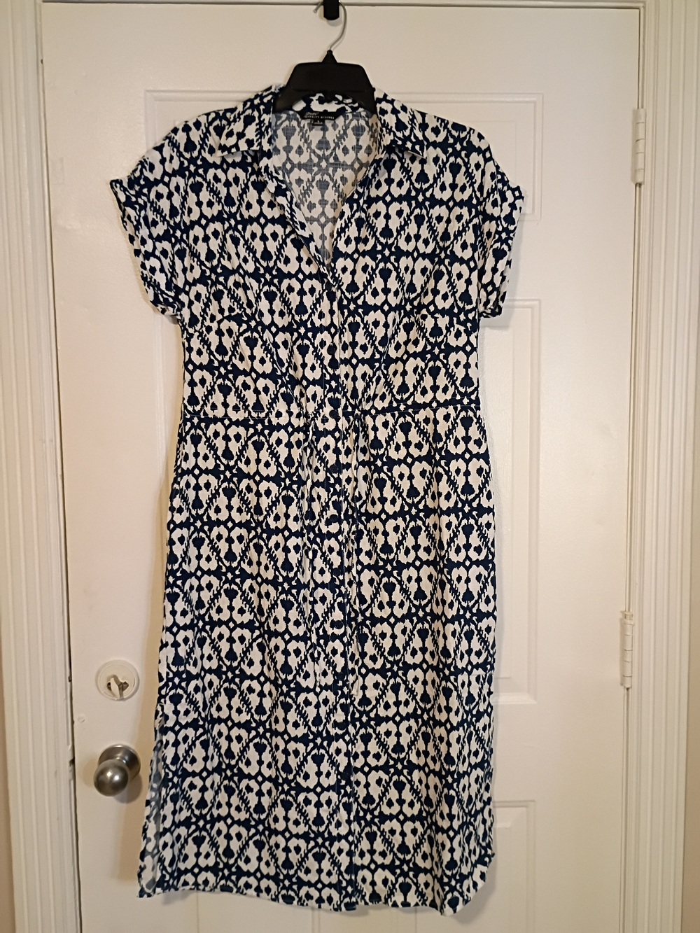 Jewel Badgley Mischka Navy and White Maxi Shirt Dress